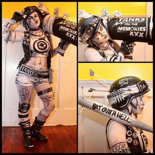 archiemcphee:  Let’s keep today’s awesome cosplay streak going a look at Emma Rubini’s outstanding monochrome Tank Girl cosplay. She looks like she just stepped out of the pages of Jamie Hewlett and Alan Martin’s iconic comic book: Follow Emma