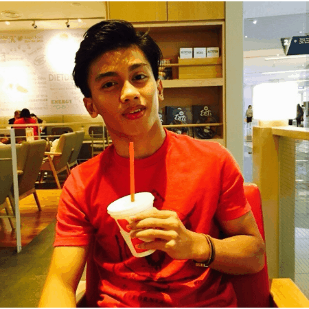 grumpythegaycat:  Mystery guy 6(Young malay boy with hot body! ) 🔥👦🔥  unveiledHello