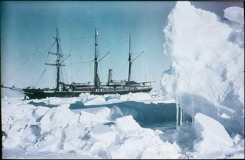 humanoidhistory:Early color photographs of Antarctica, circa 1915, by Australian adventurer Frank Hu