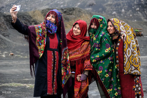 men-sik-isleyarin: روستای دویدوق از توابع شهرستان راز و جرگلان استان خراسان شمالی Demirgazyk Horasa