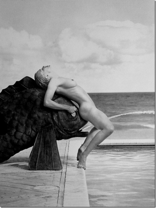 twixnmix:    S.E.X (1992) Photos by Steven Meisel   