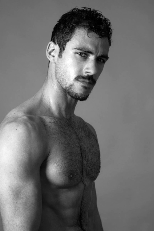 Nabil TalebFollow Hunk’o’pedia for more hot guys! | Follow my personal blog 