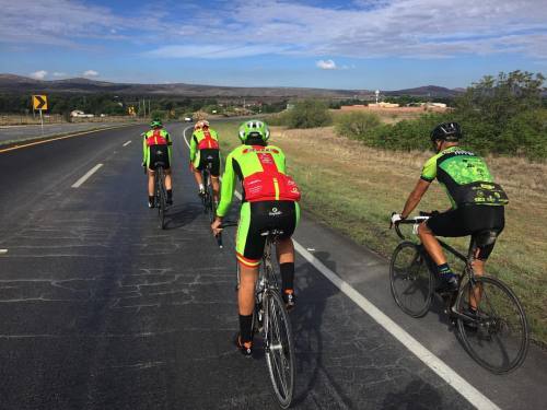 richardll: This one’s from yesterday when everything was just okay. #training #cycling #roadcycling 