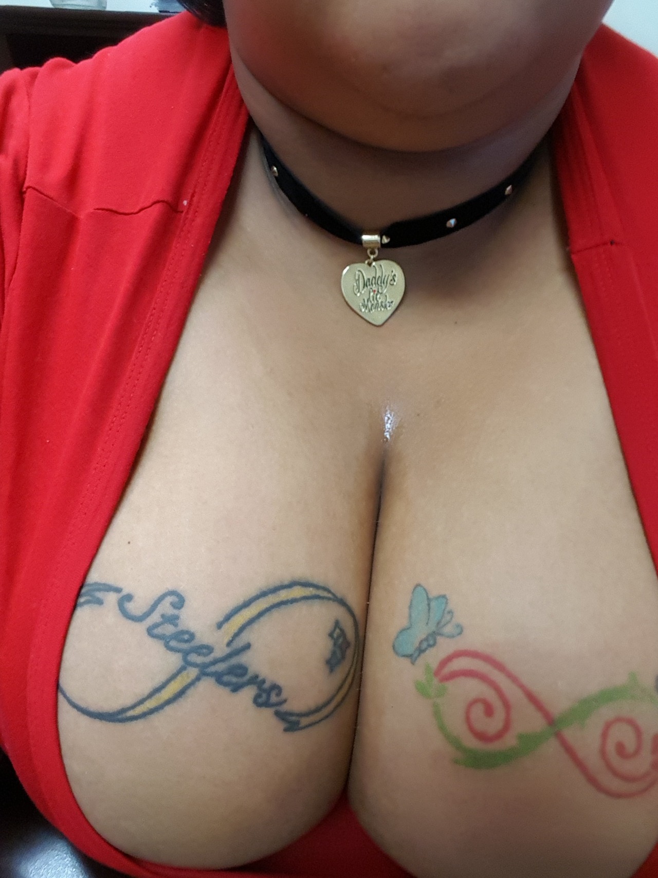 bbwlatina-love:  Kitten salivating for Daddys dick 💋💋