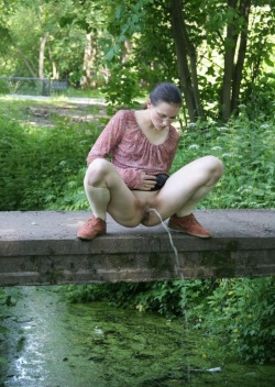 http://love-peeing-girls.tumblr.com/