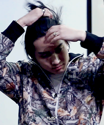 Jaebeom Gives Us The Ponytail We’ve Been Asking For ©