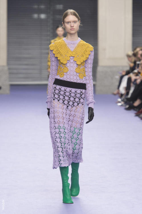 Loving this A/W crochet look at Mulberry, for our latest WGSN stitch and pattern report subscribers 