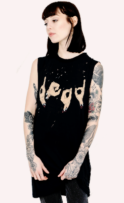 chrismushysykes:  fyhannahsnowdon:DROP DEAD WINTER14  can i have a clone of her?