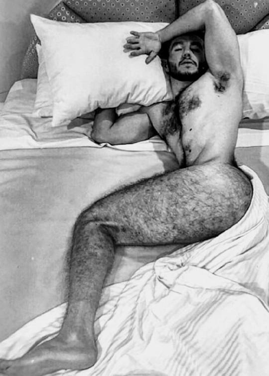 furryscruffynuggle:  