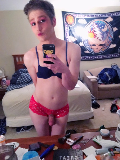 lexxithetrap: I’m ready to take the leap of becoming a fulltime feminized sissy. The only way 