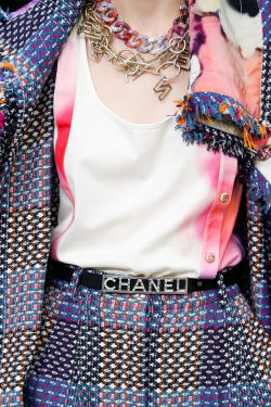 girlannachronism:  Chanel spring 2015 rtw