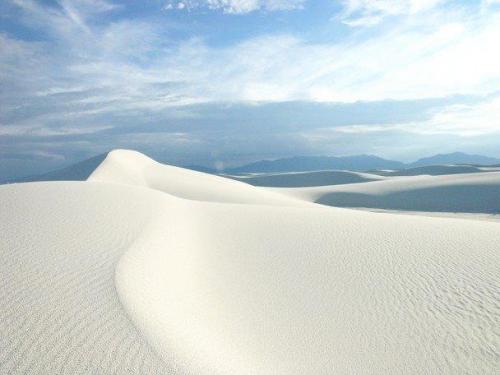 A Desert of White SandThe Tularosa Basin in White Sands National Monument is one of the world’s most