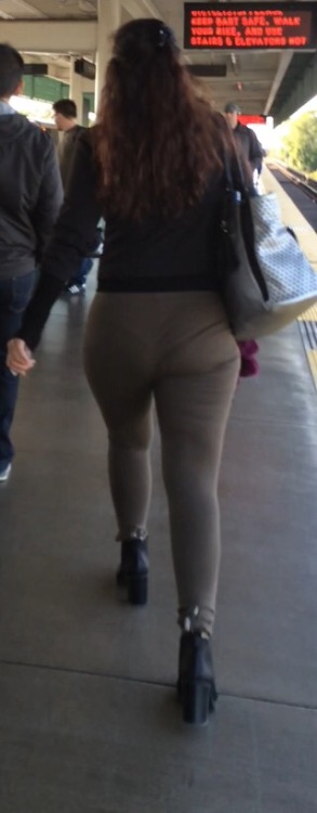 creepshotcandids:#creepshot #pawg #candid #big booty #tight pants Her big swaying booty grab my atte