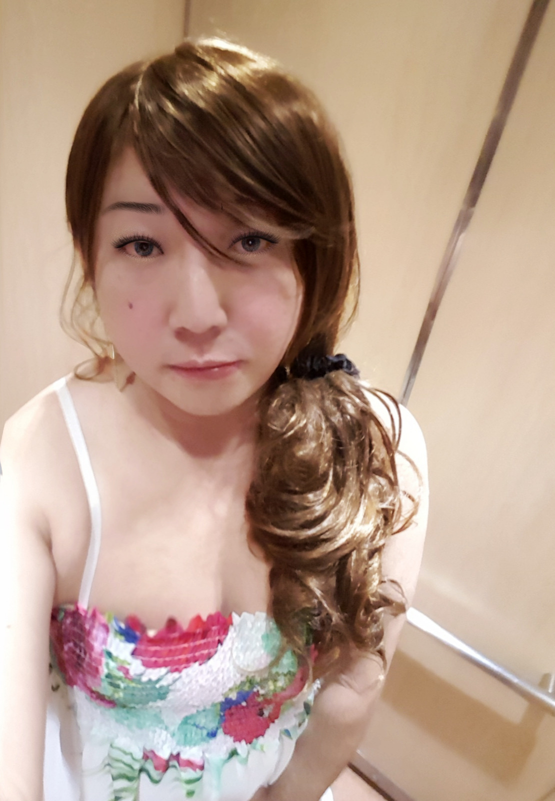 julia-sen:  Black or White