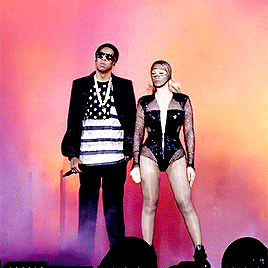 honeybeys:2007  THE BEYONCÉ EXPERIENCE2009  I AM… WORLD TOUR2013  THE MRS. CARTER SHOW2014  ON THE R