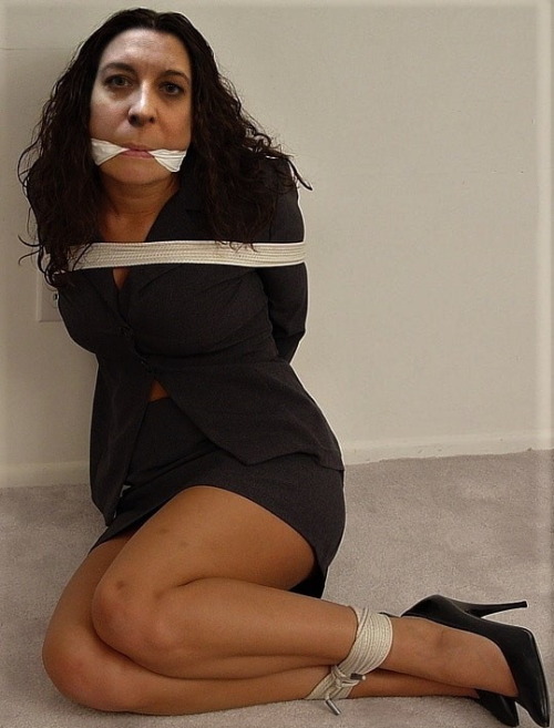 bondagehedgehog:  silviasouza:Silvia in silence. porn pictures