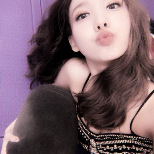 ihseeun - Dee