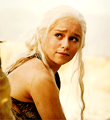 lord-snow-blog:  Daenerys Targaryen Beginning, Middle and End of each season 