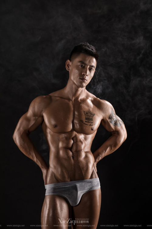 artoffreddieniem-blog: 【追踪–亚裔男模系列 】#002 宋健  （update 新作补充）陕西西安 明星私教 健体运动员 培训导师 营养师。健美健体全国新