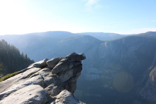 thegazeofanna:nuhstalgicsoul:I finally got the chance to see Glacier Point, the sights were so breat