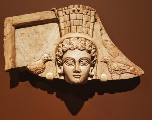 armafeminamque:Head of Atargatis, or Tyche with doves // 1st c. CE // Dura-Europos, Syria