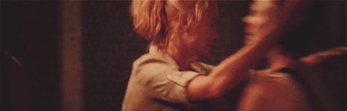 agirlfromwoodbury:  Everyone + Hug - “My blood, my family they’re right here.” 