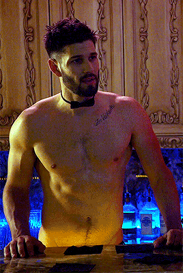 midsommars:  Casey Deidrick in Now Apocalypse (2019—)