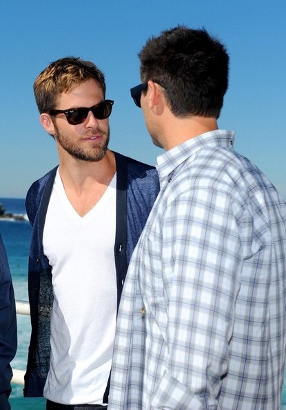 mccoymyboy: Why they look like a disgruntled couple being forced to take photos on a cruise?