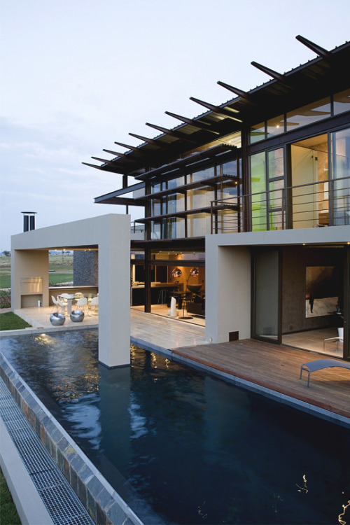 italian-luxury:  Modern Mansion, Property Serengeti | Source