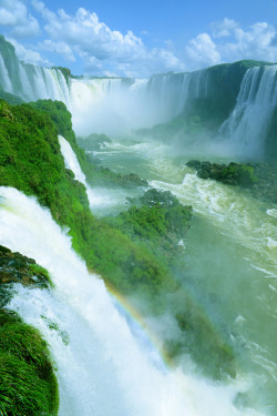 isawatree:  Cataratas do Iguaçu 08 by Fernando Vieira! on Flickr. 