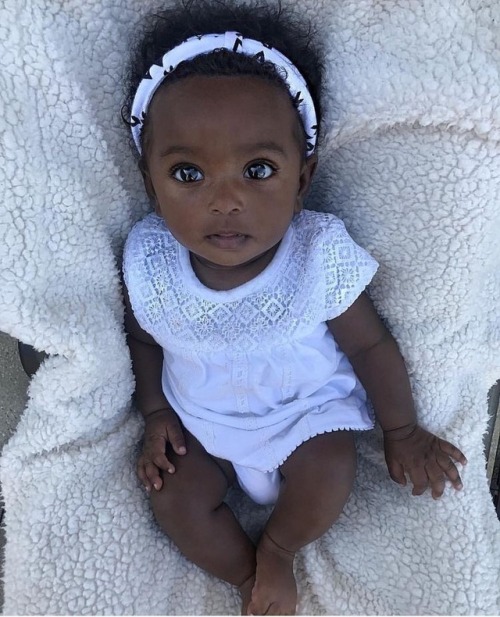 uzumaki-rebellion:crime-she-typed:Because you need more darkskinned babies on your dash <3 Always