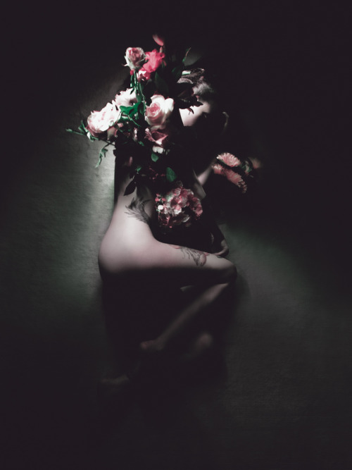 manuelbravi:model: Tanya Girardi https://www.facebook.com/tanyabatmodel?fref=ts