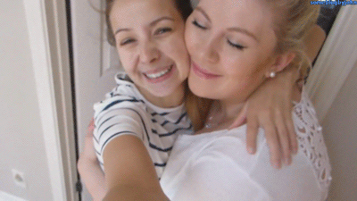 Zoe Sugg Gifs