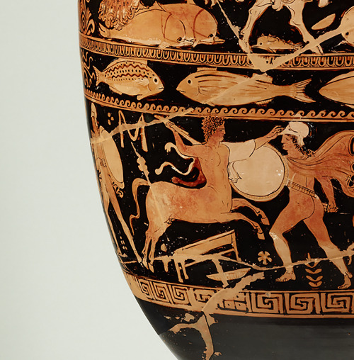 artifakts: An exhibition that looks at death and funerary practices through thirteen elaborate vases