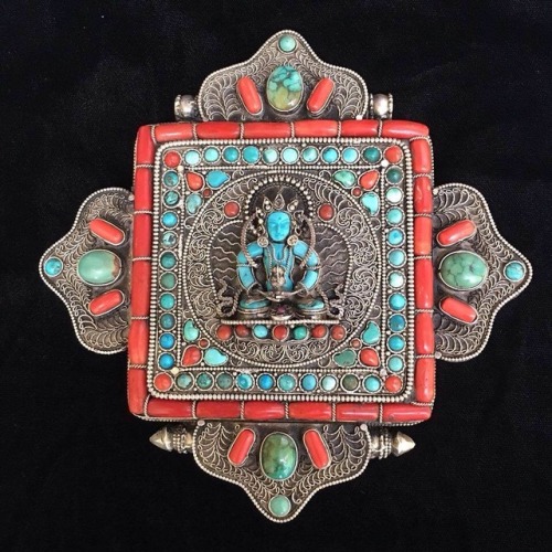 Tibetan Buddhist Aparmita Ghau Prayer Box crafted with Gem Inlay of Coral &amp; Turquoise For more d