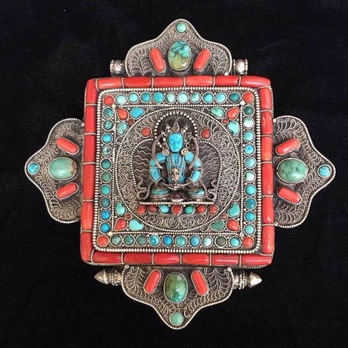 Tibetan Buddhist Aparmita Ghau Prayer Box crafted with Gem Inlay of Coral &amp; Turquoise For mo