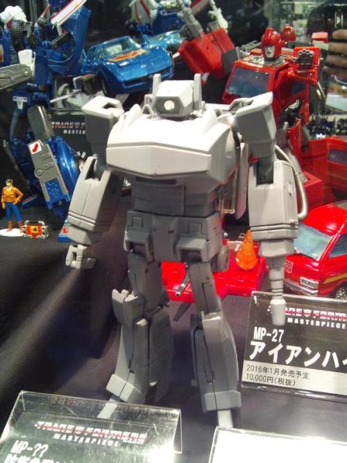 aeonmagnus:  Transformers Masterpiece Shockwave and Hot Rod revealed. 