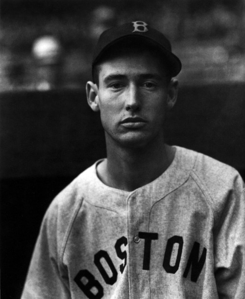 wehadfacesthen: Ted Williams, 1939, photo by Charles M. Conlon