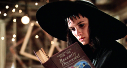  Winona Ryder in Beetlejuice, 1988 (dir.