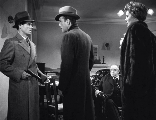 wehadfacesthen:The Maltese Falcon (John Huston, 1941): Elisha Cook Jr., Humphrey Bogart, Sidney Gree