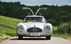 archaictires:  1952 Mercedes-Benz 300 SL W194 