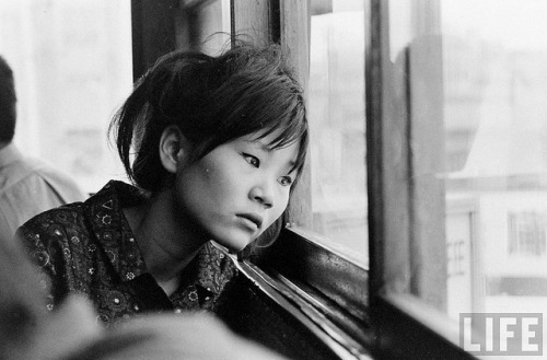 nitramar:From the series “Teenage Wasteland: Portraits of Japanese Youth in Revolt, 1964”. Photos by