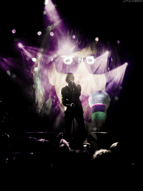 piercetheanna1:  Julian Casablancas - The Strokes 