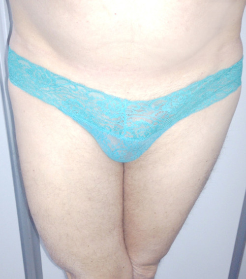 realmanwearspanties:  selfishnessinphotos:  p3321  Real man wears panties 