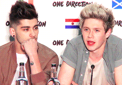 zaynsxo:  Zayn staring at Niall (◠‿◠✿) (c) 