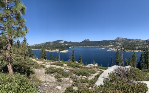 Located 25 miles back on Ice House Road in the Sierra Nevadas is Loon Lake. Its a larger high alpine