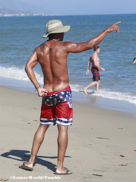 lamarworld:  (PART 4 of 4) Actor Cuba Gooding Jr. ass &amp; bulge. 