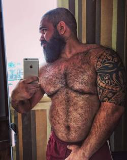 THE HAIRIEST MEN