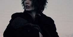 Who knew evil girls have the prettiest face?
