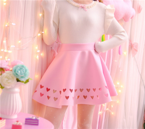 magicmoonstore:♥ Cute Mini Hearts Skirt ♥ Visit: magicmoon.storenvy.com 